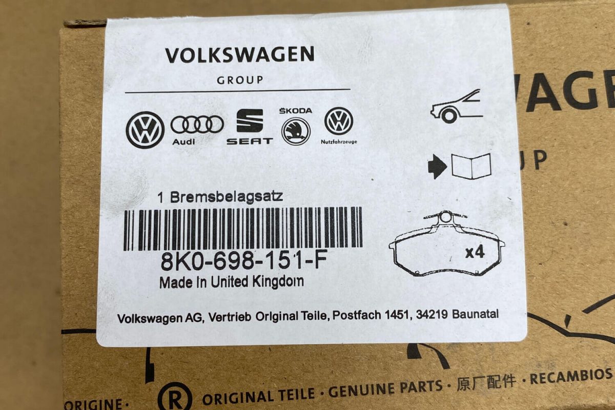 8K0698151F Brake Pads